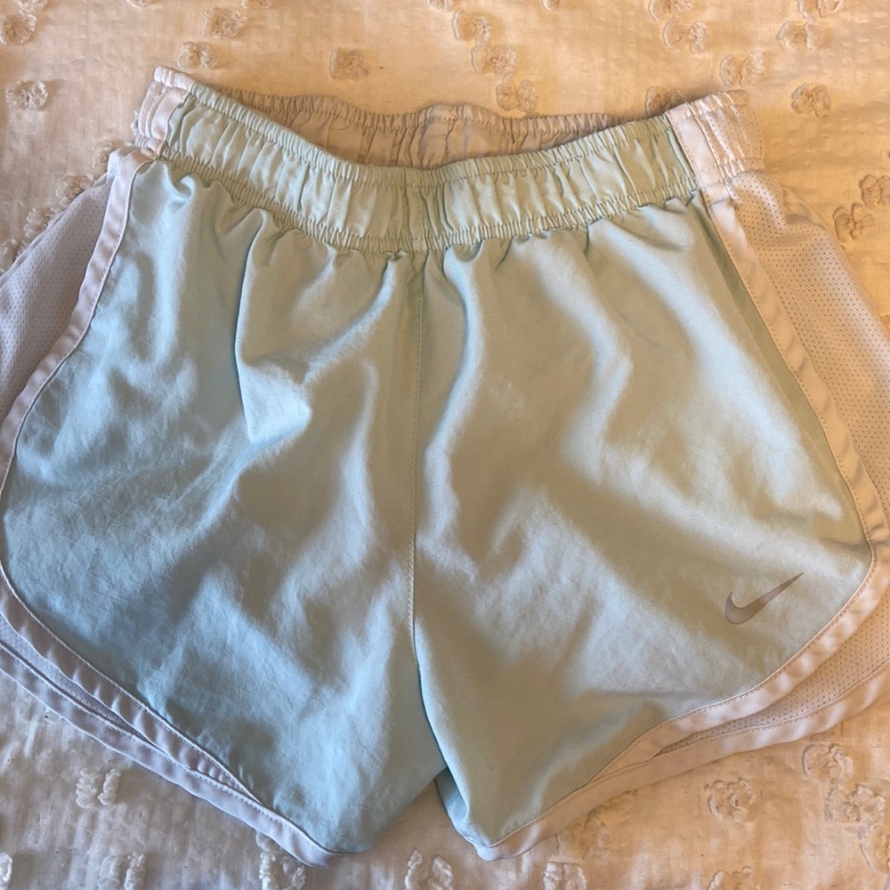 XS Nike Womens running shorts